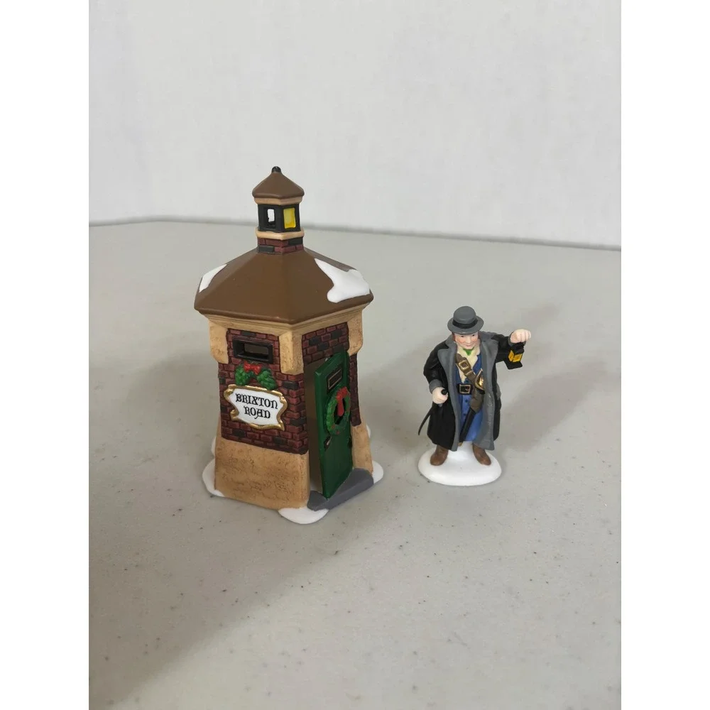 Department 56 Heritage Village Collection Brixton‎ Road Watchman Set Porcelain